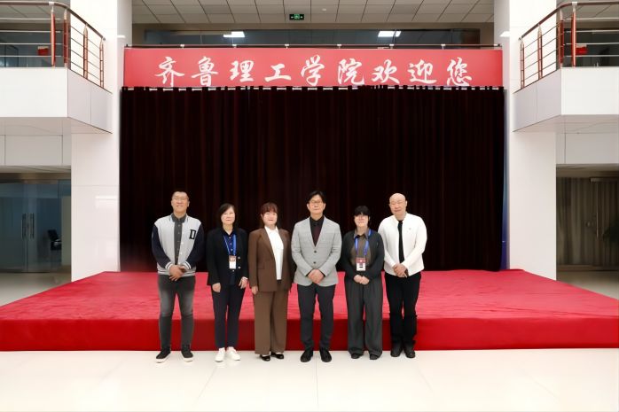 Representative of the University of Dankook Visited QIT