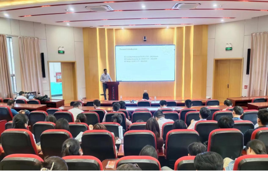 Lectures AboutImage Retrieval for Finding Semantic Locations in Self-Driving Cars