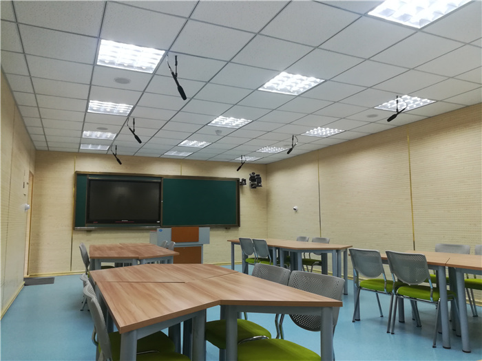 Language Experimental Teaching Center