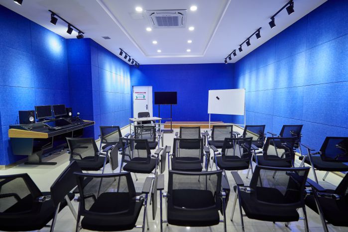 Journalism and Communication Experimental Teaching Center