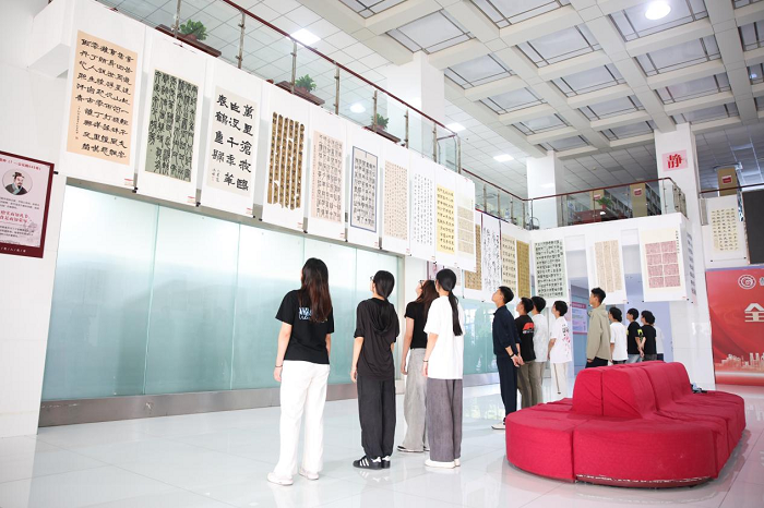 QIT Hosts the Qilu Calligraphic Elegance: Passing the Torch Student Calligraphy Exhibition