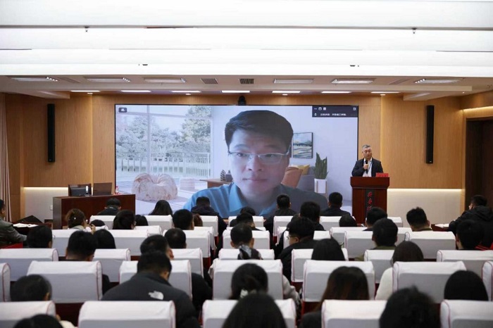 QIT Holds Training on Enhancing Counselors' Capabilities in One-on-One Conversations