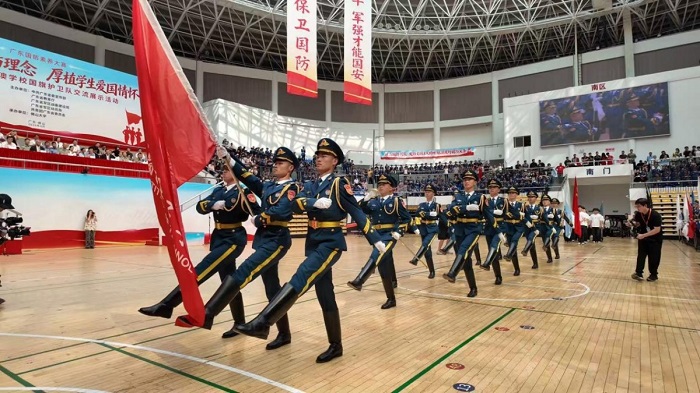  The QIT National Flag Guard Makes Its Debut at the 2026 Guangdong-Hong Kong-Macao Inter-School Flag Guard Exchange and Exhibition
