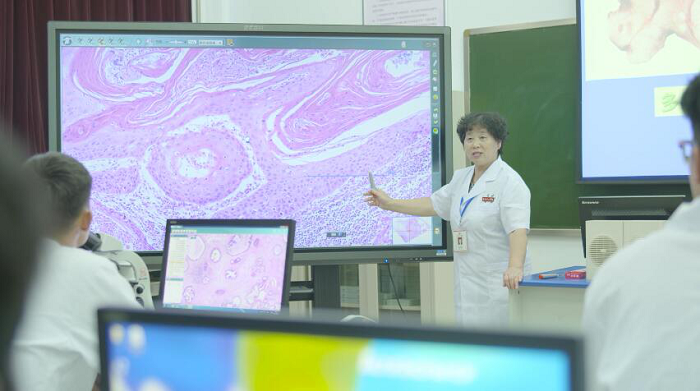 1725601623673978.png 39_180514153734_1显微镜.png